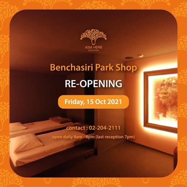 Benchasiri Park Shop Reopening